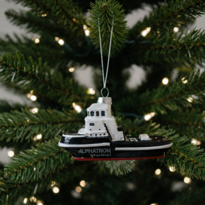 Alphatron: Boot in de boom