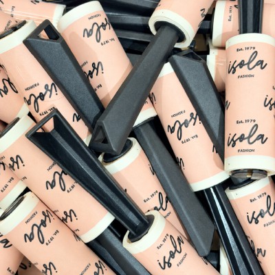 Isola Fashion: Custom kledingrollers