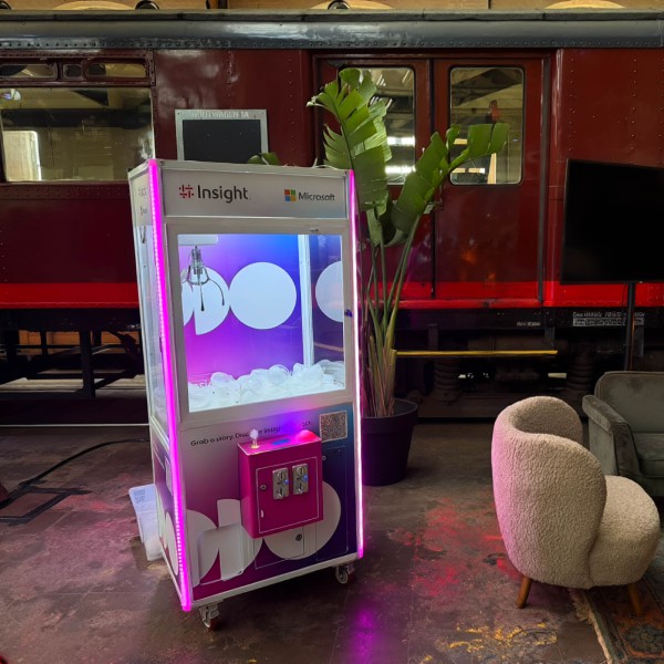 Gepersonaliseerde grijpmachines met logo